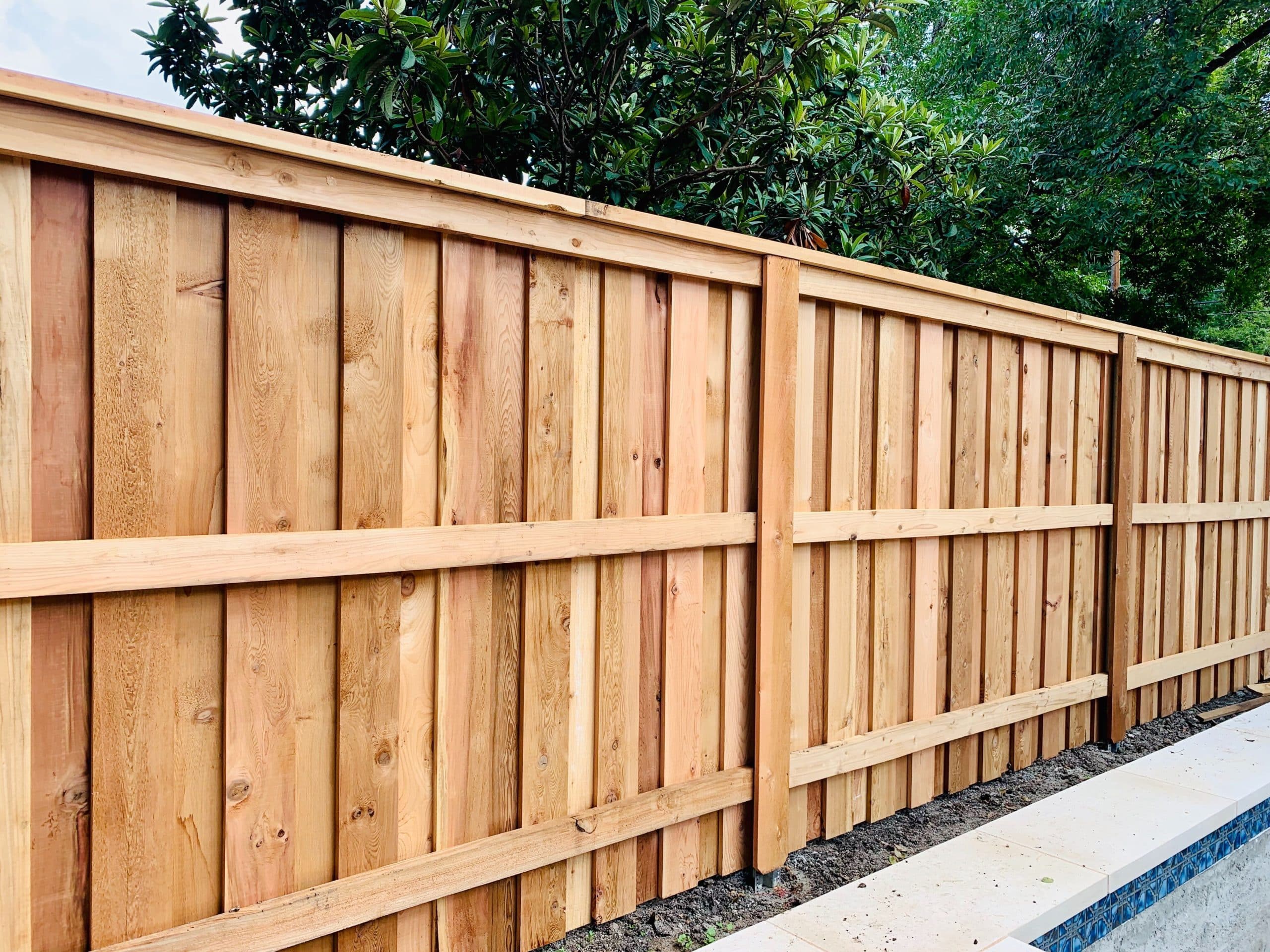 Building a fence: rules, materials and neighbours